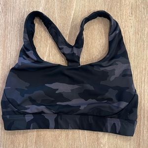 Athleta Ultimate sports bra, black and grey camo print. Size xs